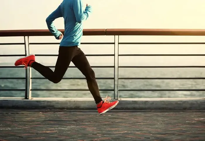 دویدن آرام نیز به تقویت مغز و بهبود حال روحی کمک میکند