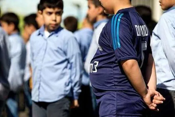 بیست‌وپنج درصد دانش‌آموزان با مشکل اضافه‌وزن و چاقی روبرو هستند