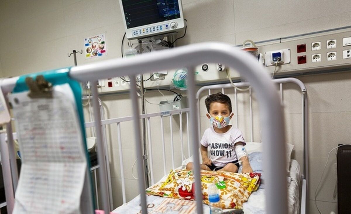 معاون وزیر بهداشت خواستار خودداری از حضور دانشآموزان بیمار در مدرسه شد