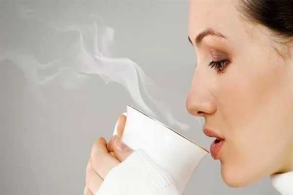 تاثیر نوشیدن چای در حالت ناشتا بر سلامت معده و دستگاه گوارش